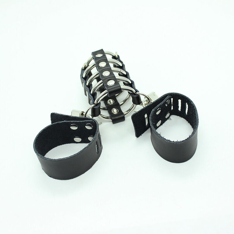 Peniskäfig mit Metallringen und Lederband