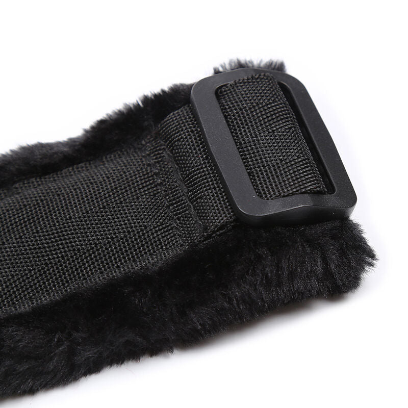 Pelzgefütterte Handgelenksmanschetten