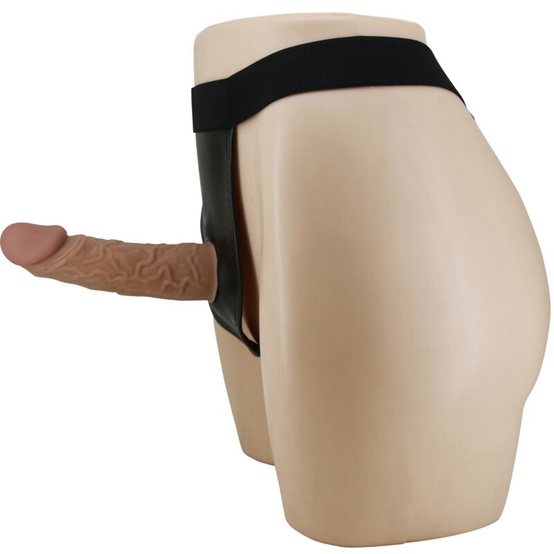 Harness-Slip mit Didlo inklusive
