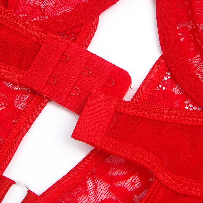 Teddy mit Liga-Details im Kasten und roten Streifen s/m