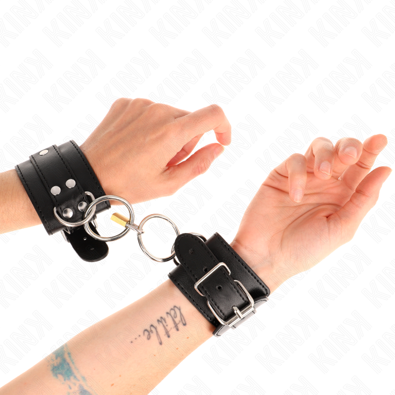 Verstellbare schwarze O-Ring-Verschlussarmbänder 20–28 cm x 5,5 cm