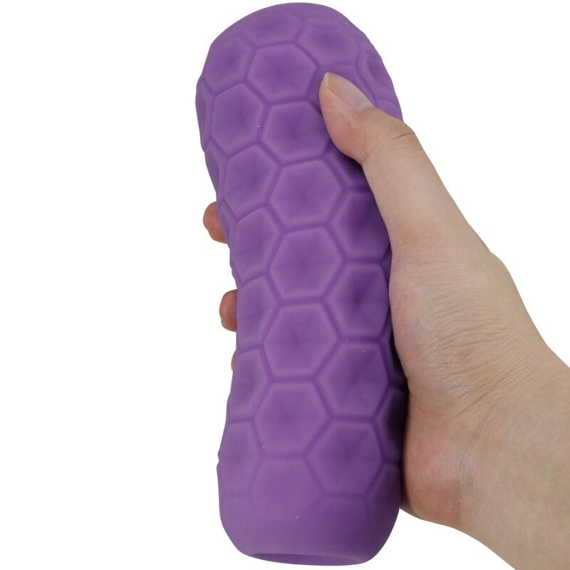 Lilafarbener männlicher Masturbator mit Doppelkugel