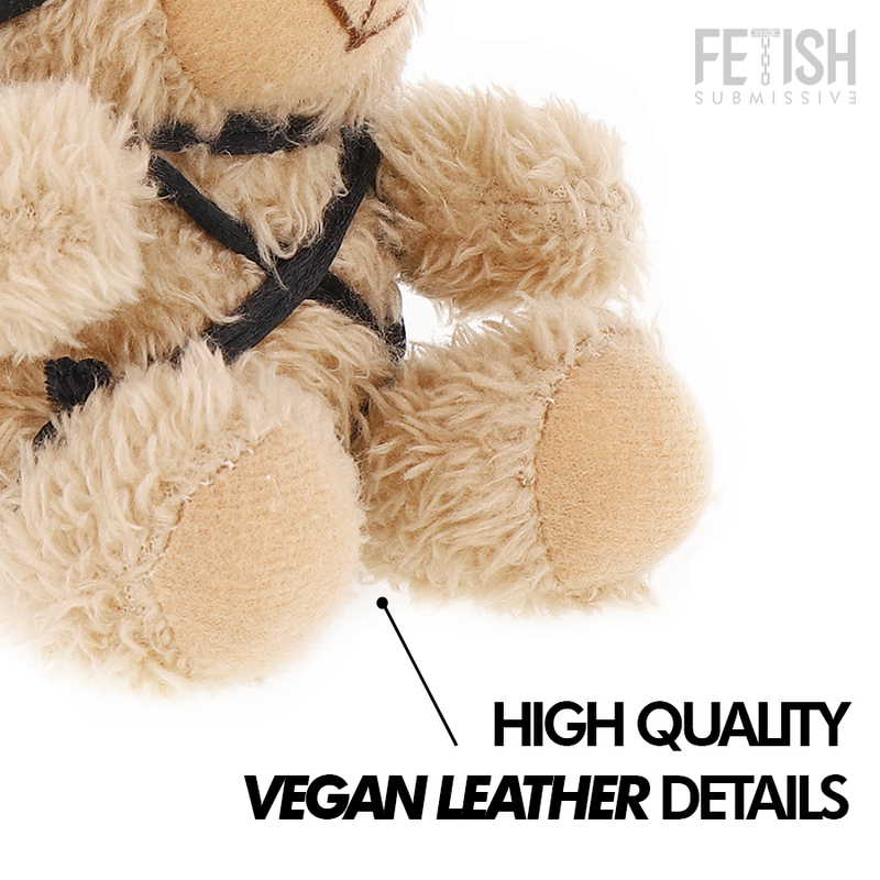 Winnie Teddybär BDSM Modell 6