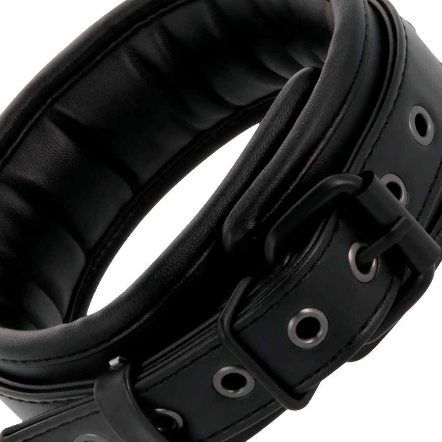 Schwarze Halskette mit Kette