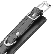 Schwarze Handschellen
