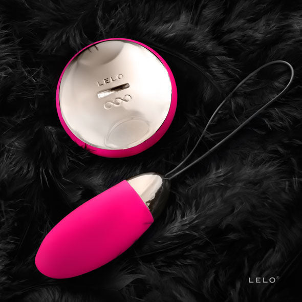 Lyla 2 Kirsch-Massage-Ei Insignia Design Edition