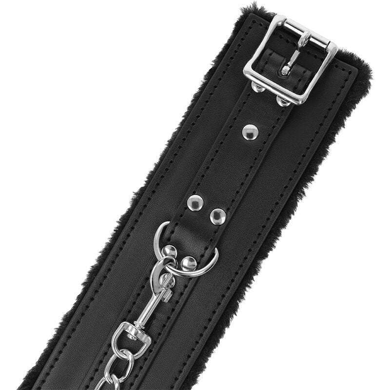 Schwarz gefütterte BDSM-Handschellen