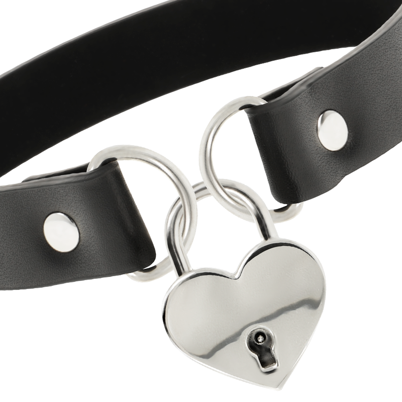 Halskette aus veganem Leder mit Herz-Accessoire mit Schlüssel?